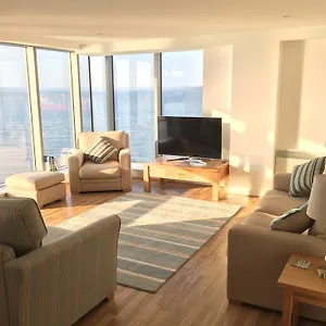 https://edinburgh-western-harbour.edinburghhotelsuk.org