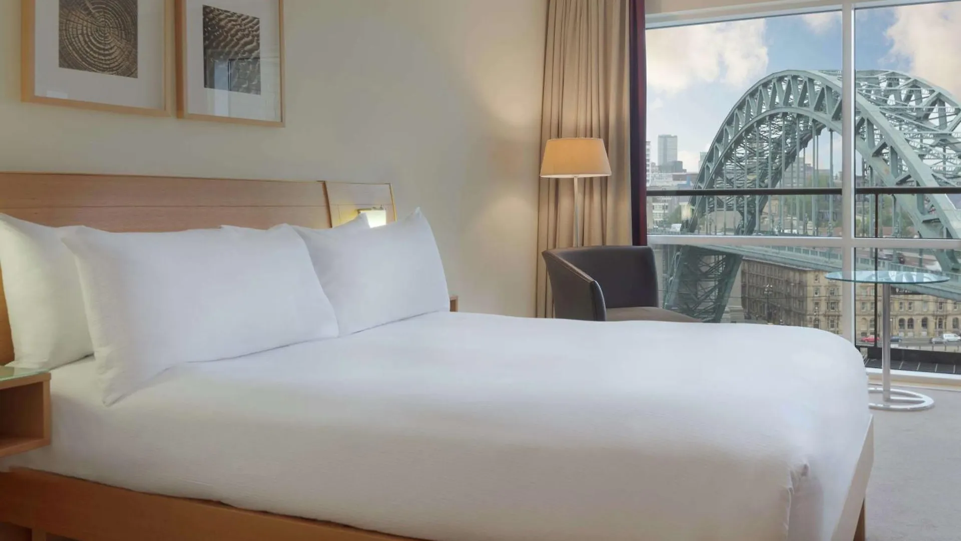 Hotel Hilton Newcastle Gateshead 4*,